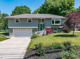 30073 Ridge Rd, Wickliffe, OH 44092