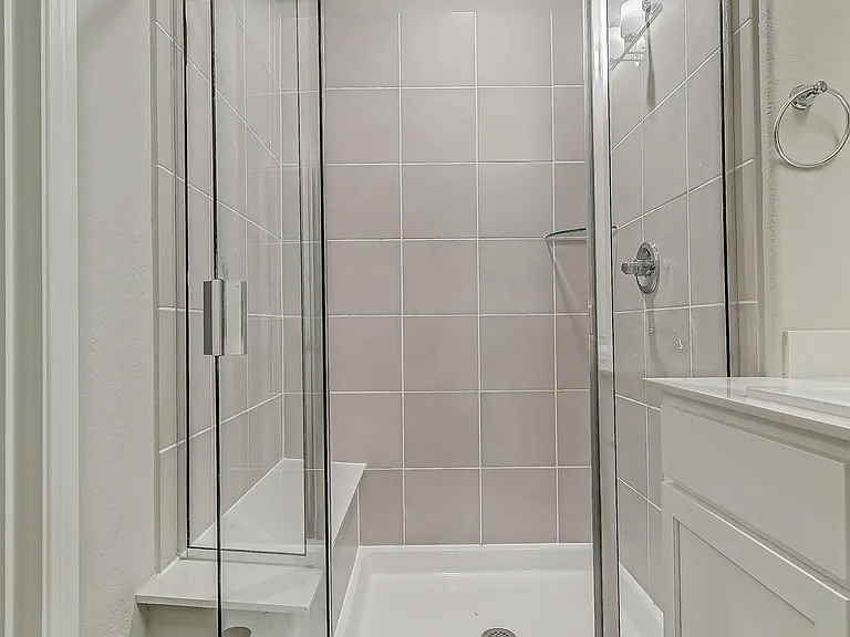 2419 Rocky Mountain Dr — Photo 11