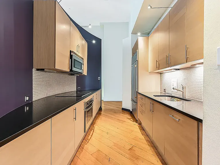 325 5th Ave #41D — Photo 12