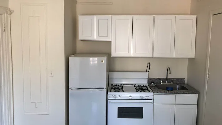 Rented by S&M Associates Realty LLC | media 7