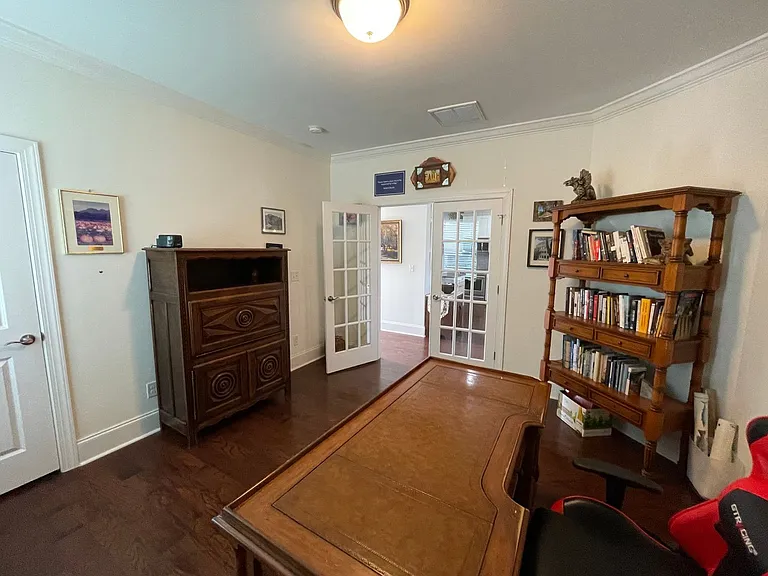 1351 Ogelthorp Dr NW — Photo 32