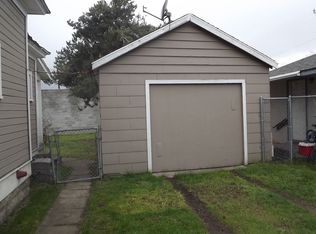 409 SW 8th St, Pendleton, OR 97801