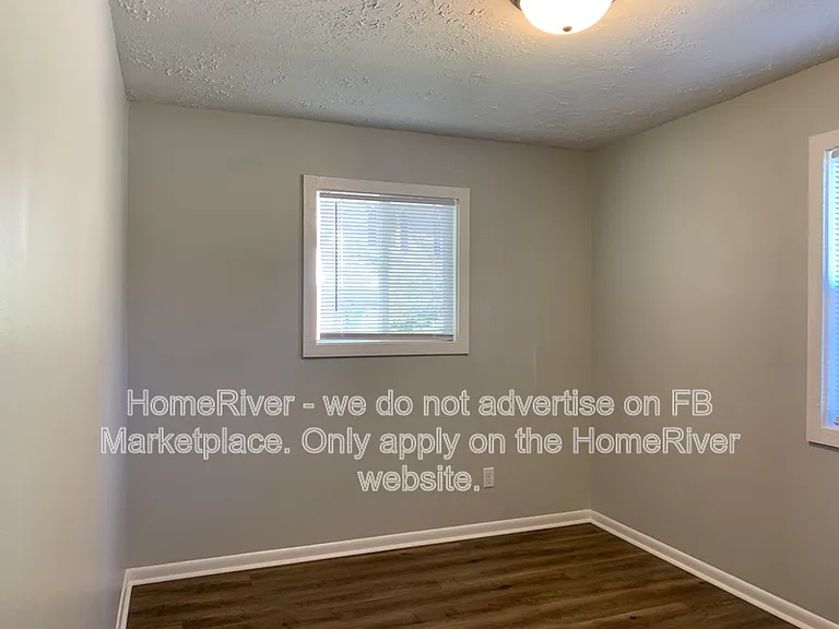 11225 Moores Cir — Photo 19