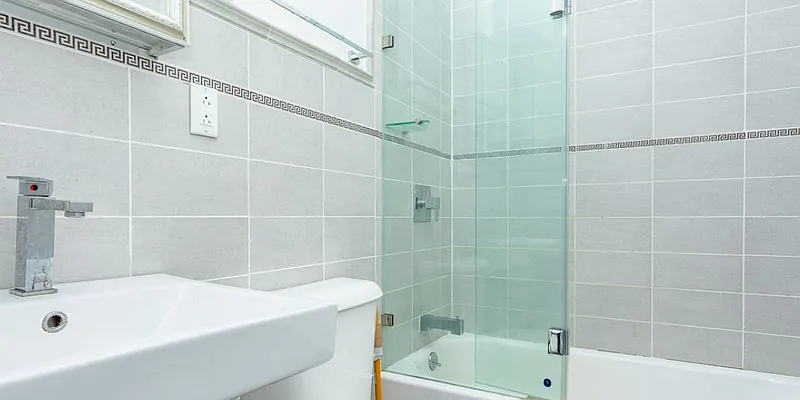 Rented by Batra Group Inc | media 13