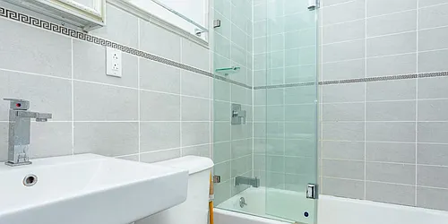Rented by Batra Group Inc