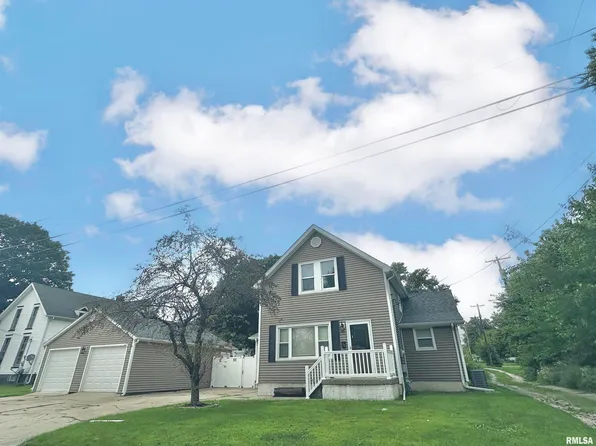 102 E Lower St, Abingdon, IL 61410