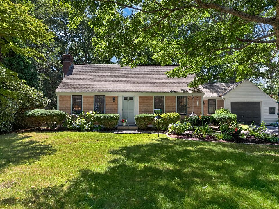 1st image of 25 Chapaquoit Way