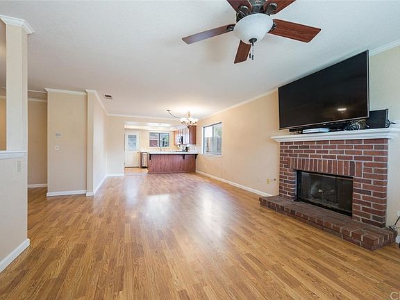 4th image of 465 Alegre Ave