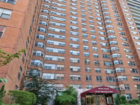 70-25 Yellowstone Boulevard image 1 of 7