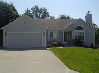 1541 S 105th St, Edwardsville, KS 66111