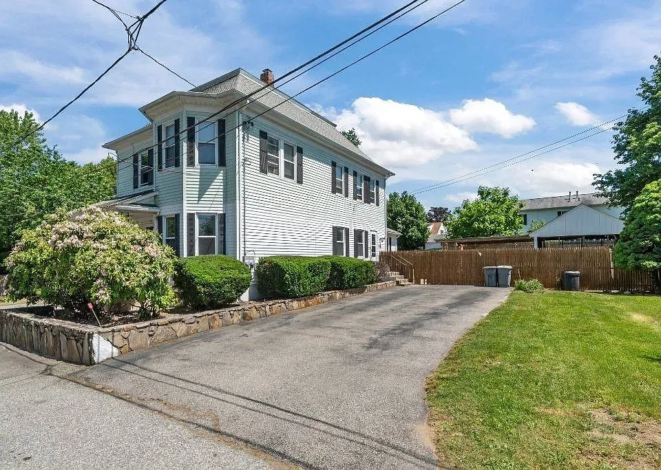 41 Becker Ave #1