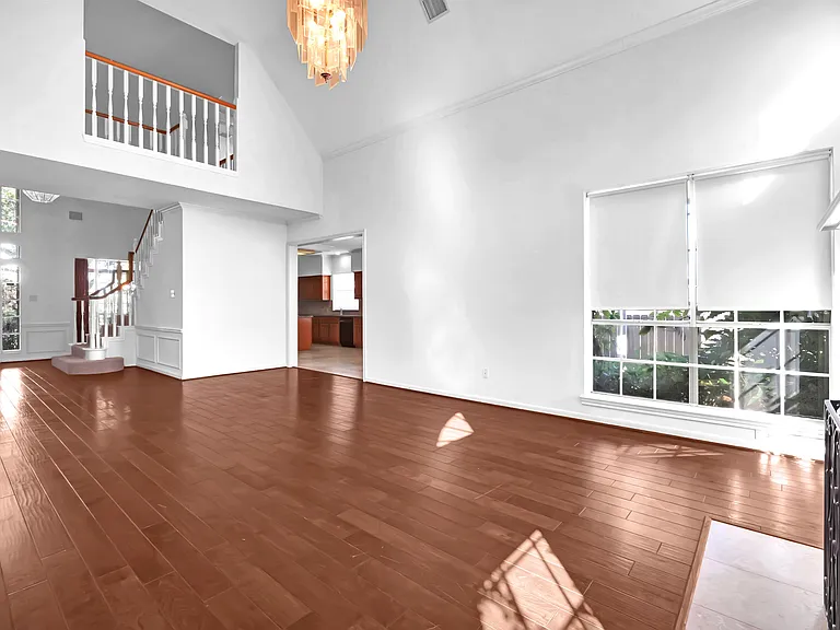 4622 Grand Cayman Dr — Photo 8