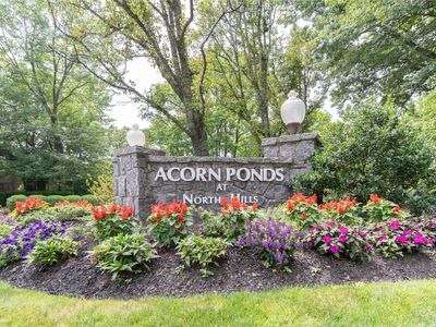 53 Chestnut Hill #53, Roslyn, NY, 11576