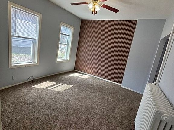 3rd image of 620 8th Ave S