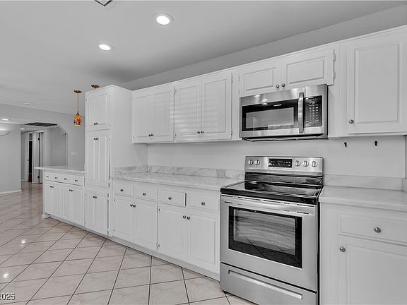 4th image of 4626 W Warm Springs Rd