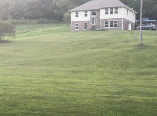 421 Wade Branch Rd, Burkesville, KY 42717