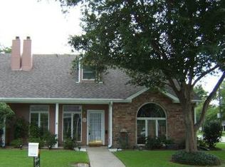 4102 Oak Point Ln, Lake Charles, LA 70605