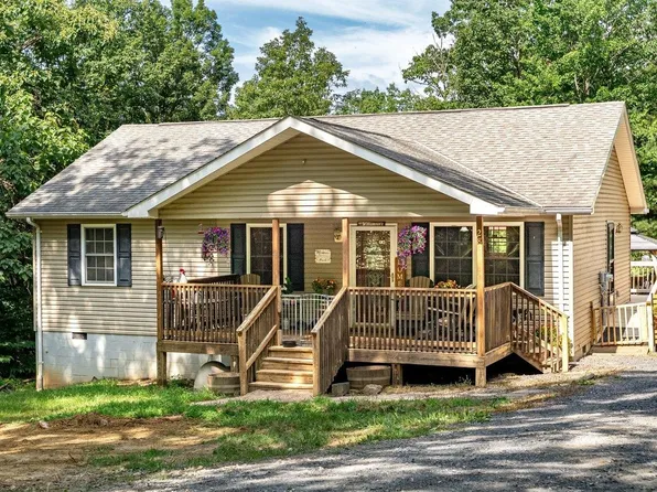 283 Holiday Hill Rd, Luray, VA 22835