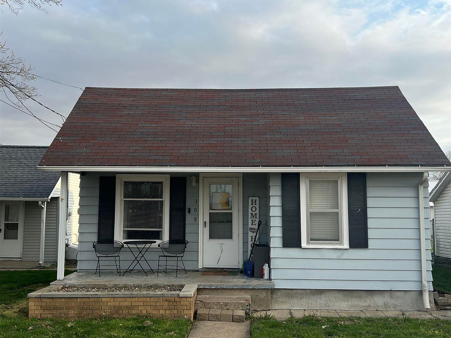 308 2nd Ave, Low Moor, IA 52757 Zillow