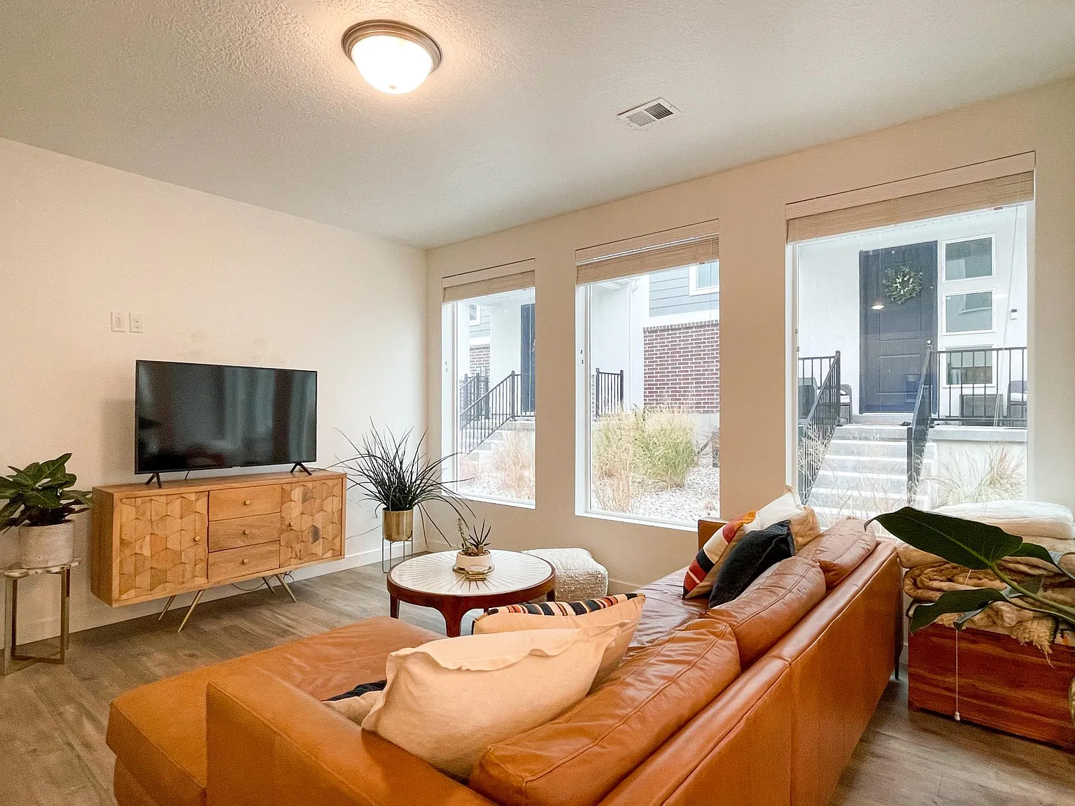 348 W 50 N — Photo 3