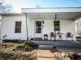 15 Cove St, Caseyville, IL