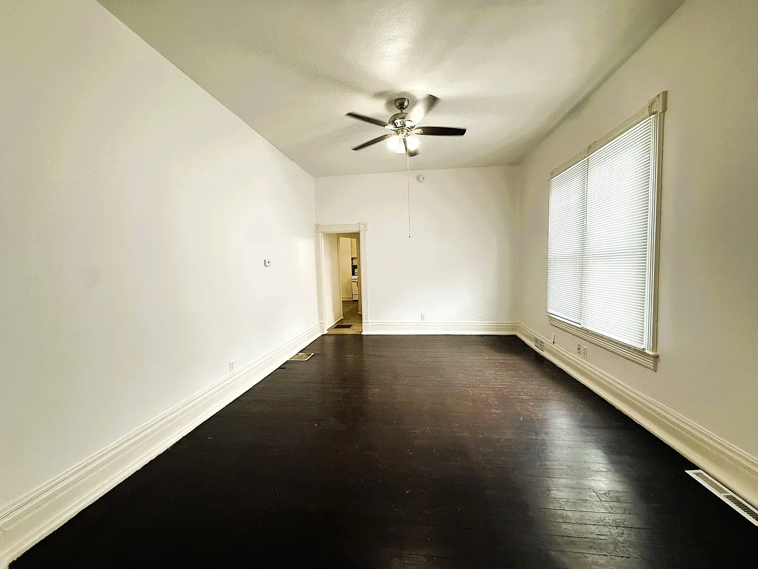 1 bed, 700 sqft, $695 — Photo 2