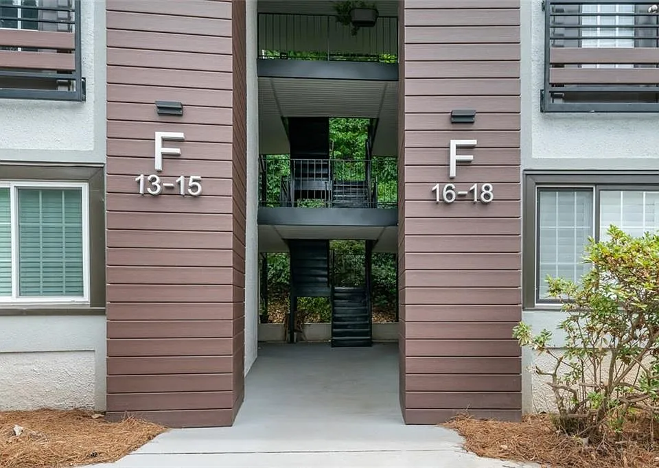 1445 Monroe Dr NE #F15