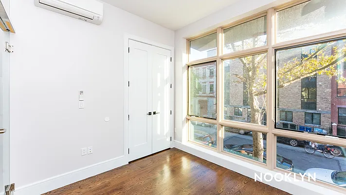 Rented by Nooklyn NYC LLC | media 26
