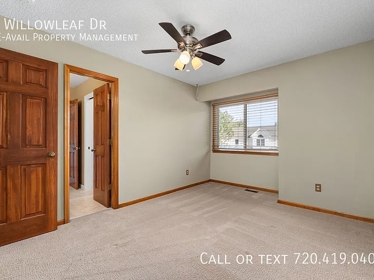 8 Willowleaf Dr — Photo 39
