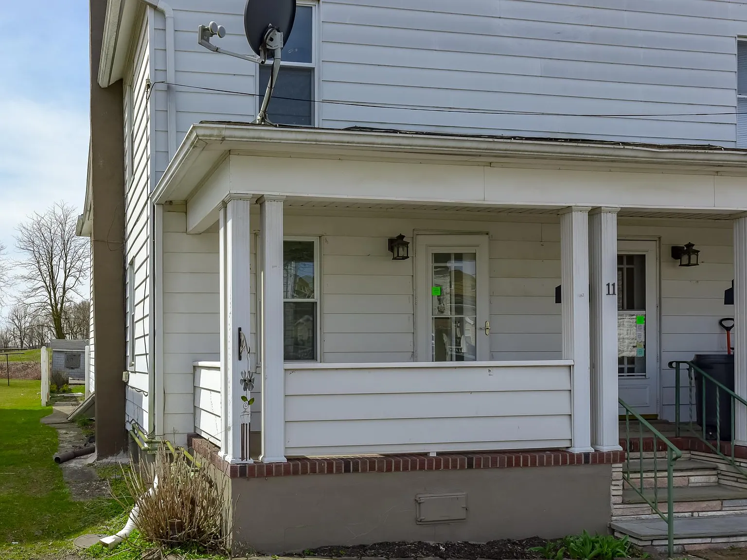 3 bed, 1353 sqft, $1,400 — Photo 2