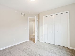 7680 Cruise Way #7680, Inver Grove Heights, MN 55076