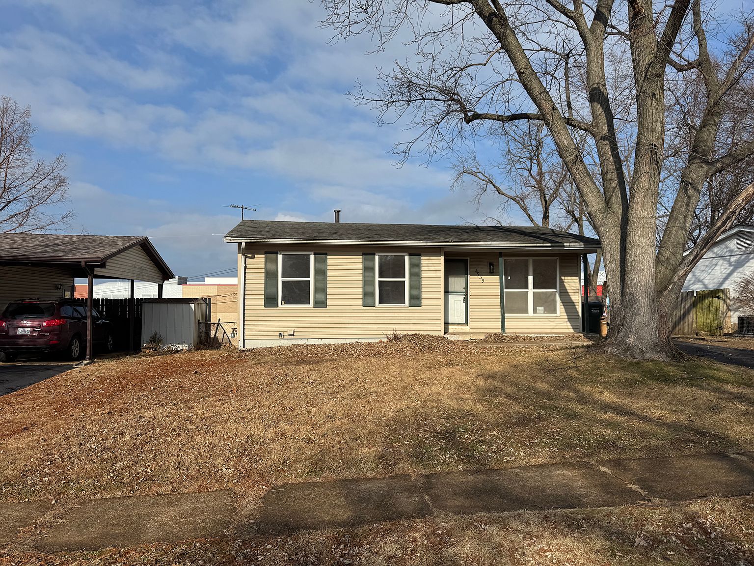 4939 Tulip Tree Ln, Hazelwood, MO 63042 | Zillow