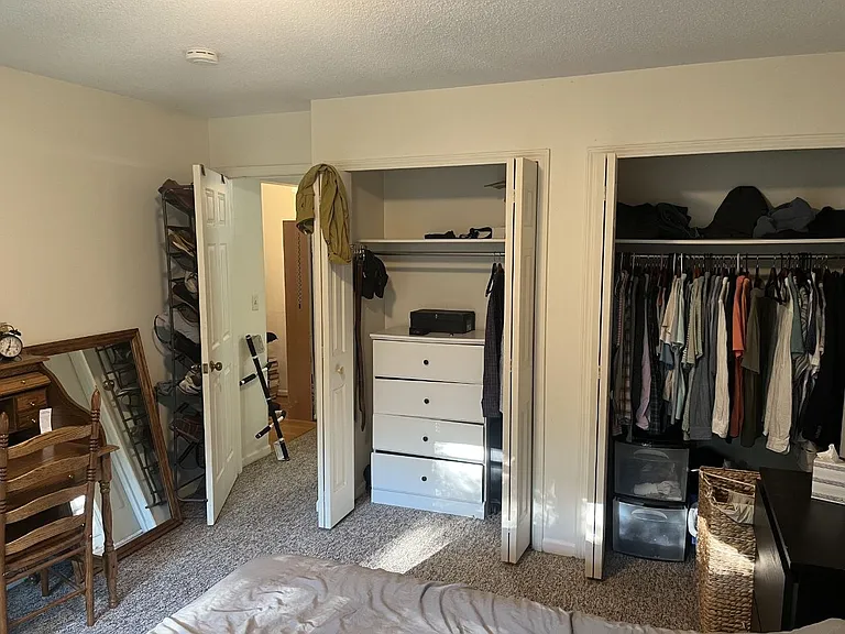 785 N Maple Rd #B — Photo 6