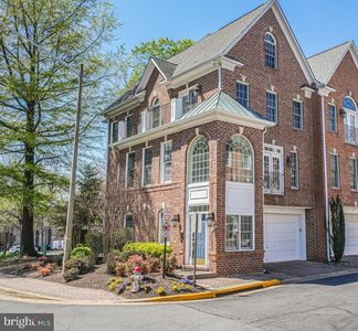 1334 Lessard Ln, Mclean, VA, 22101