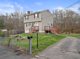 35 Hickey Hollow Ln, Whitman, MA 02382