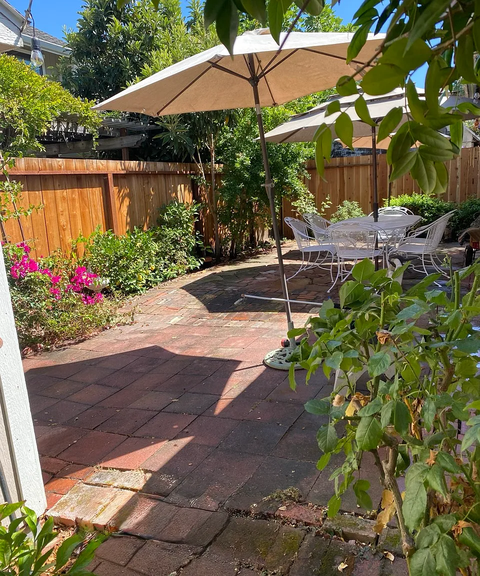 2 bed, 900 sqft, $3,995 — Photo 4