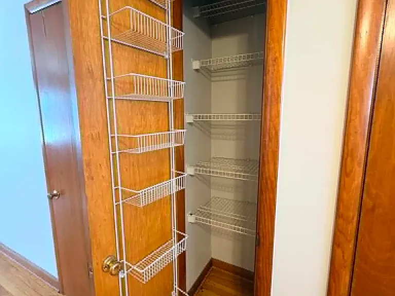 3815 Nanz Ave — Photo 15