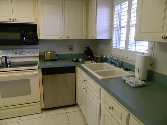 4th image of 3044 Lake Bayshore Dr