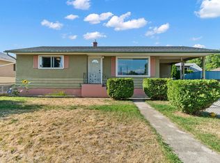 958 Stockwell Ave, Kelowna, BC V1Y 6W2