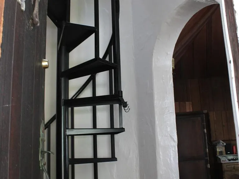 Spiral staircase to loft