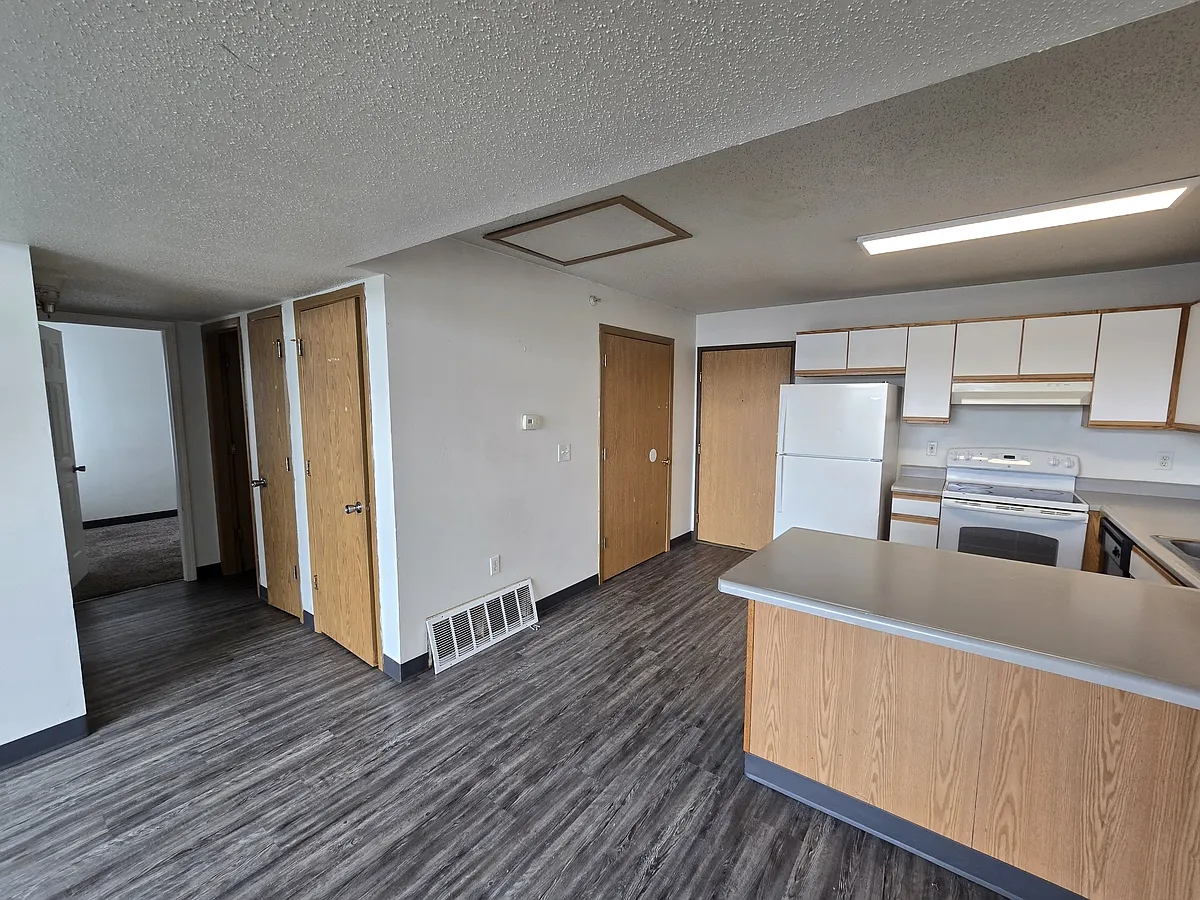 Building Photo - 60 Miller Ave SW #12