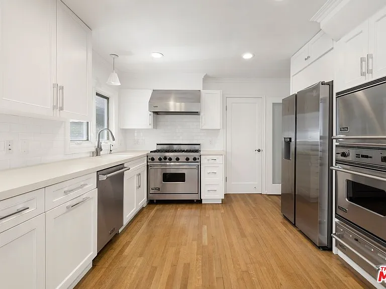 501 Cascada Way — Photo 3