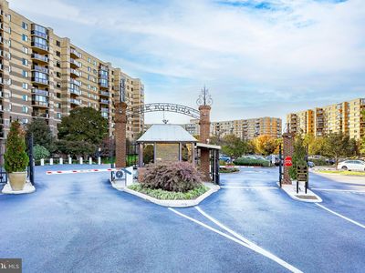8350 Greensboro Dr APT 307, Mc Lean, VA, 22102