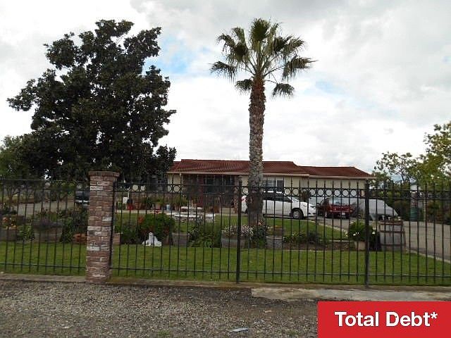 1st image of 4651 S Airport Way