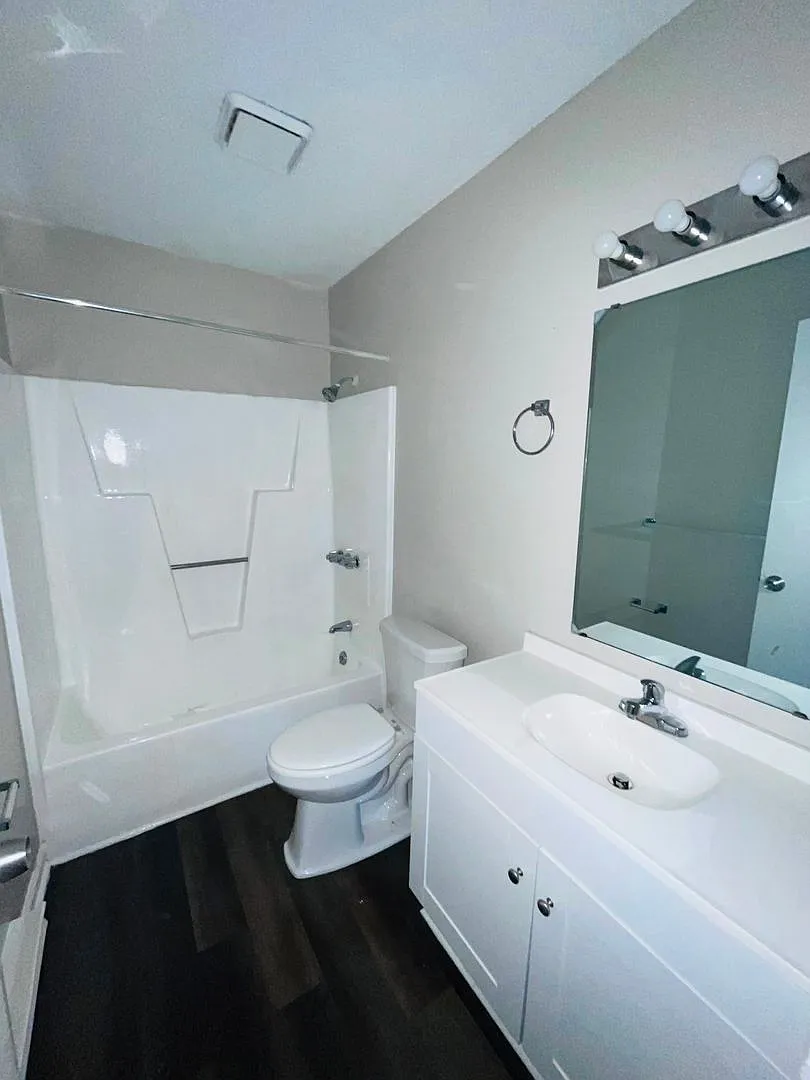 706 Railroad LLC — Photo 2