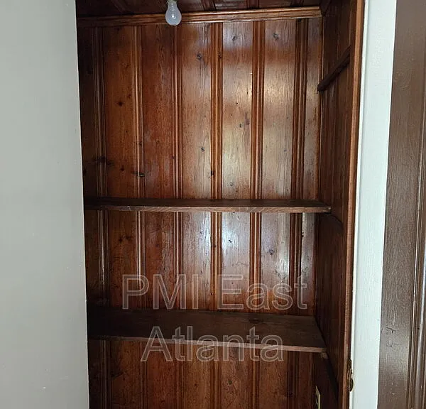 2332 Carey Dr SE — Photo 9