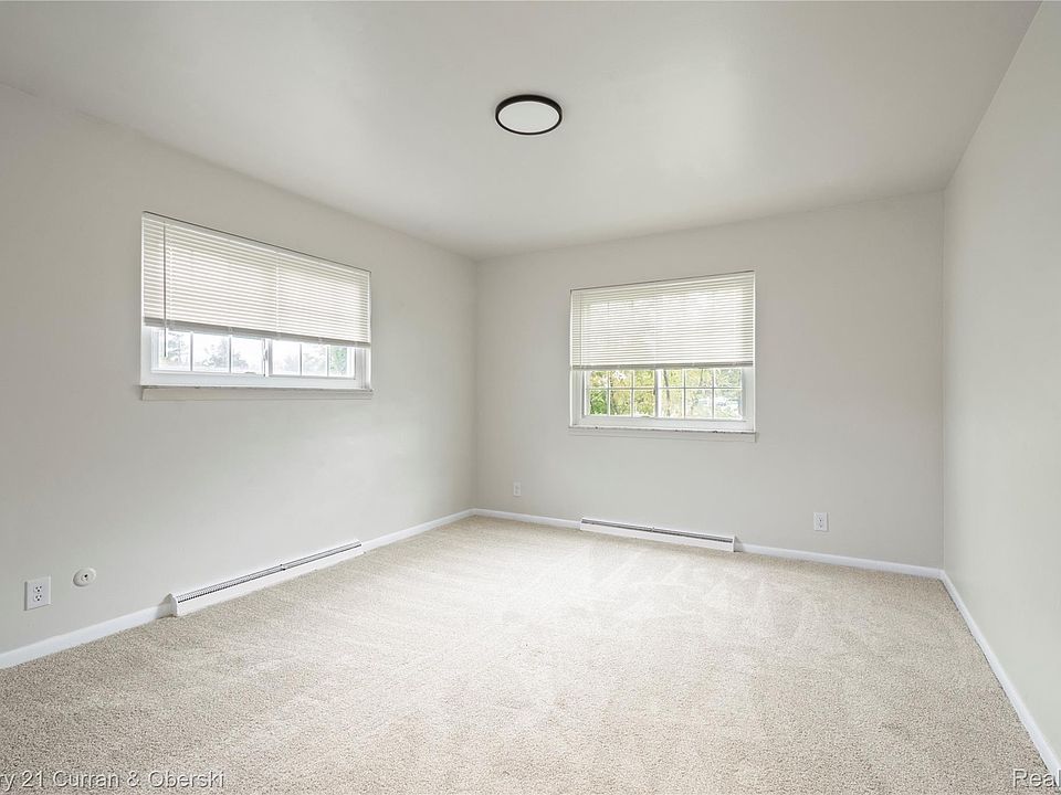 20100 Cushing St, photo 15