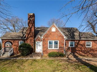 629 Akron Dr, Winston Salem, NC 27105