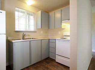 80 Ira Light St APT G, Steilacoom, WA 98388
