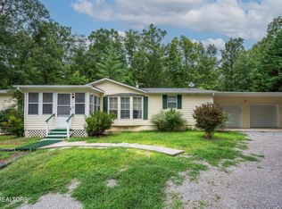 4025 Camp Hollow Rd, Sevierville, TN 37876
